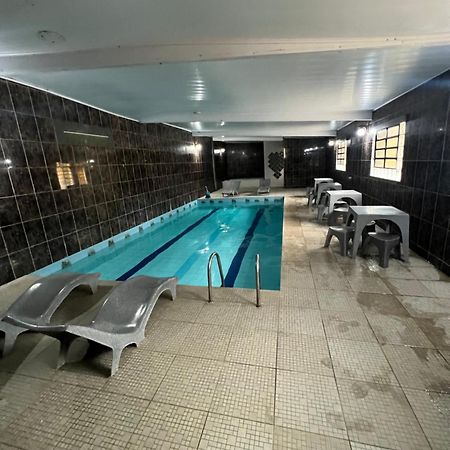 Hotel Fazendinha เปเนโด ภายนอก รูปภาพ