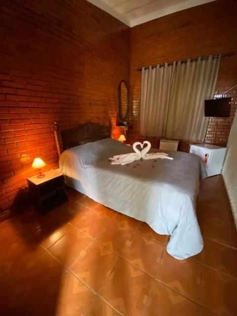 Hotel Fazendinha เปเนโด ภายนอก รูปภาพ