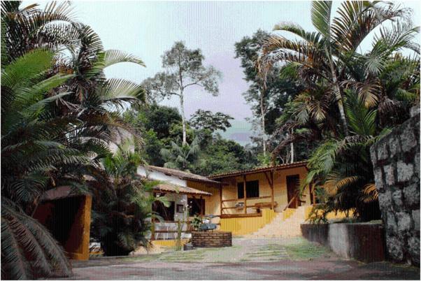 Hotel Fazendinha เปเนโด ภายนอก รูปภาพ