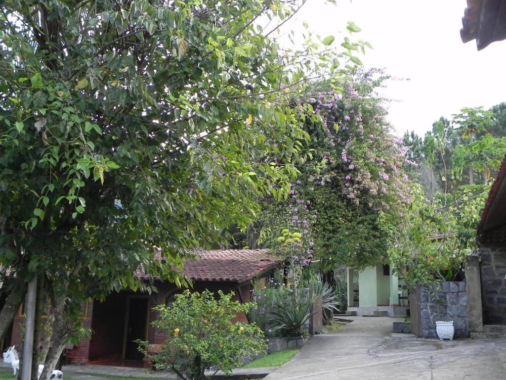 Hotel Fazendinha เปเนโด ภายนอก รูปภาพ